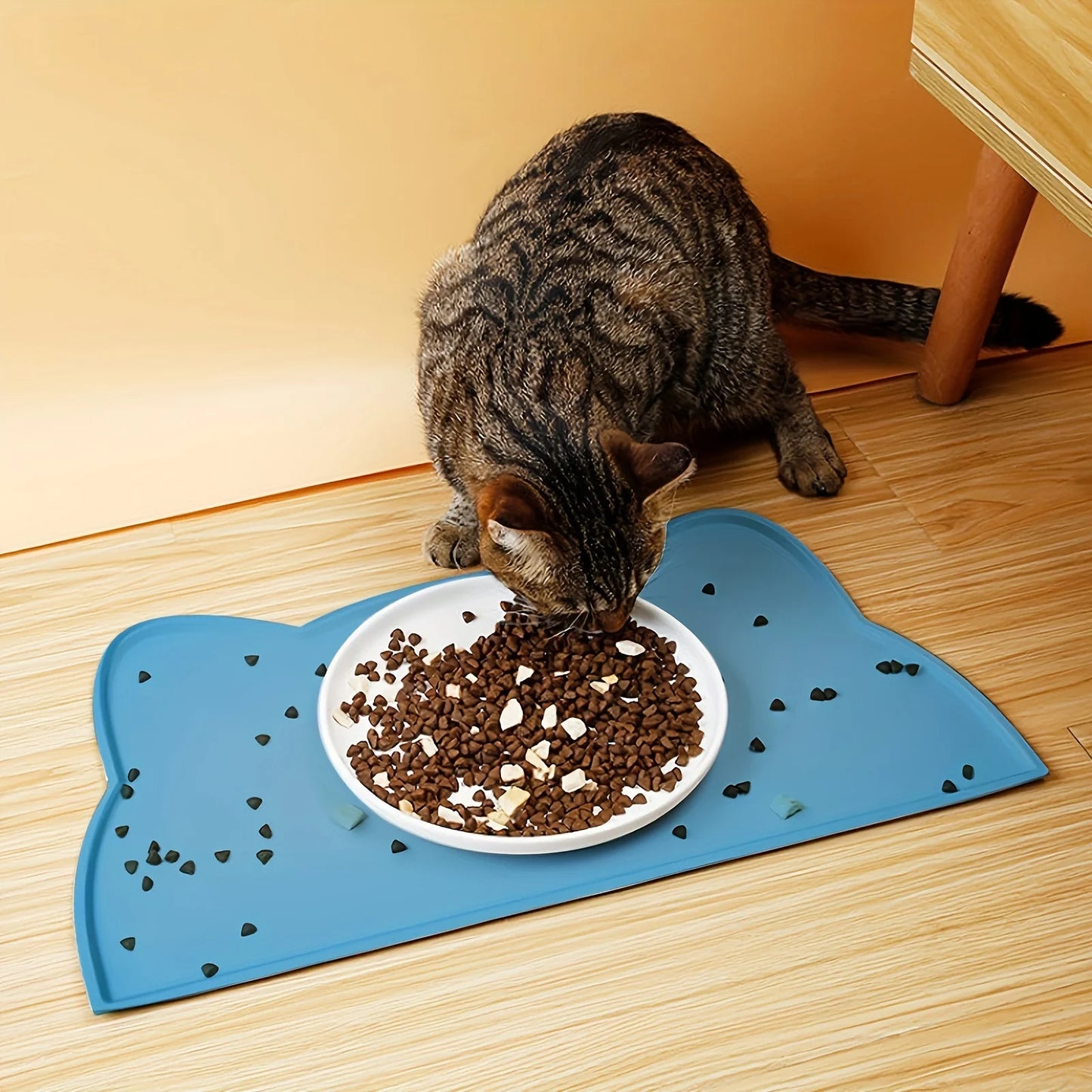 Waterproof Silicone Pet Feeding Mat with Raised Edge - alternate angle