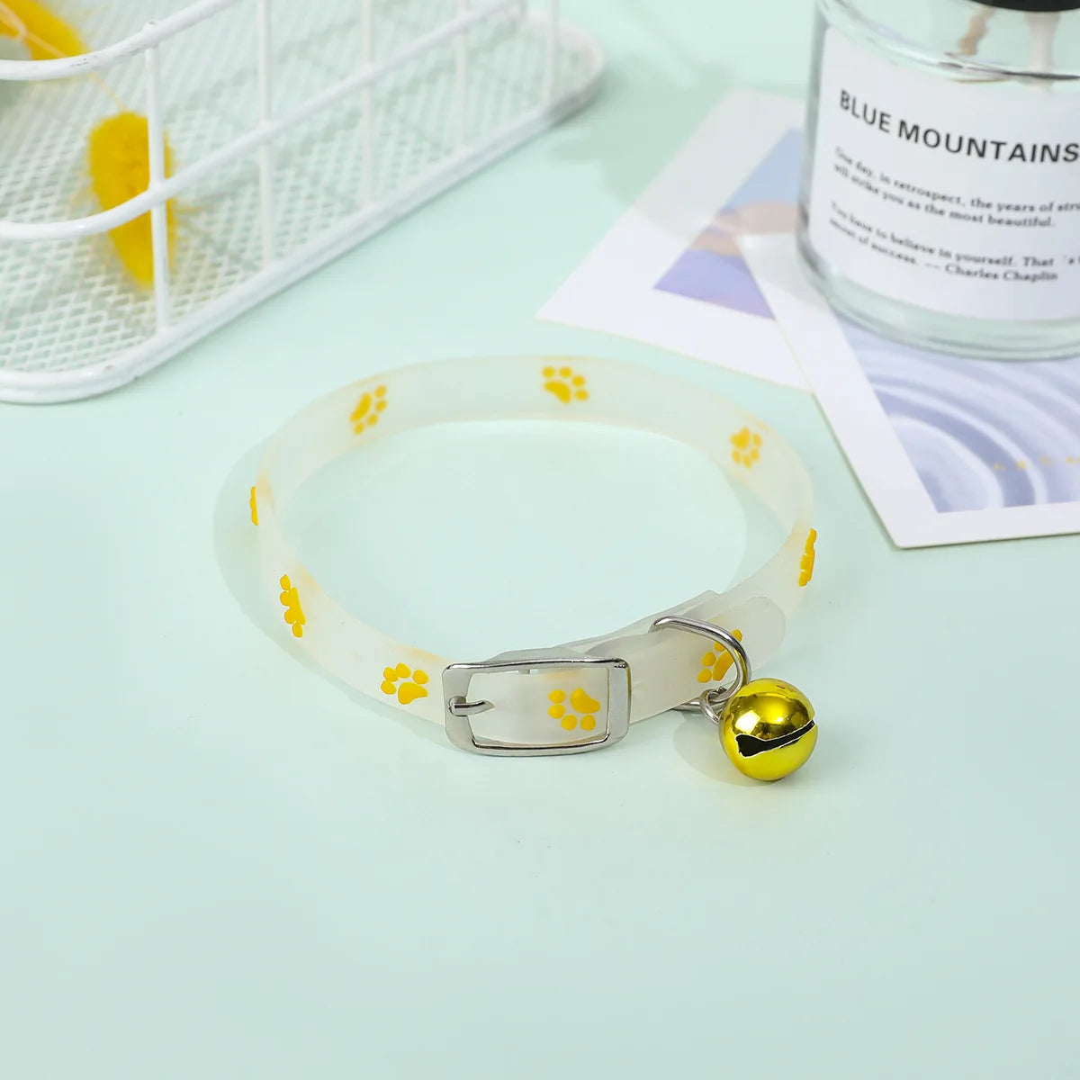 Luminous Glow-in-the-Dark Cat Collar with Bell - YELLOW