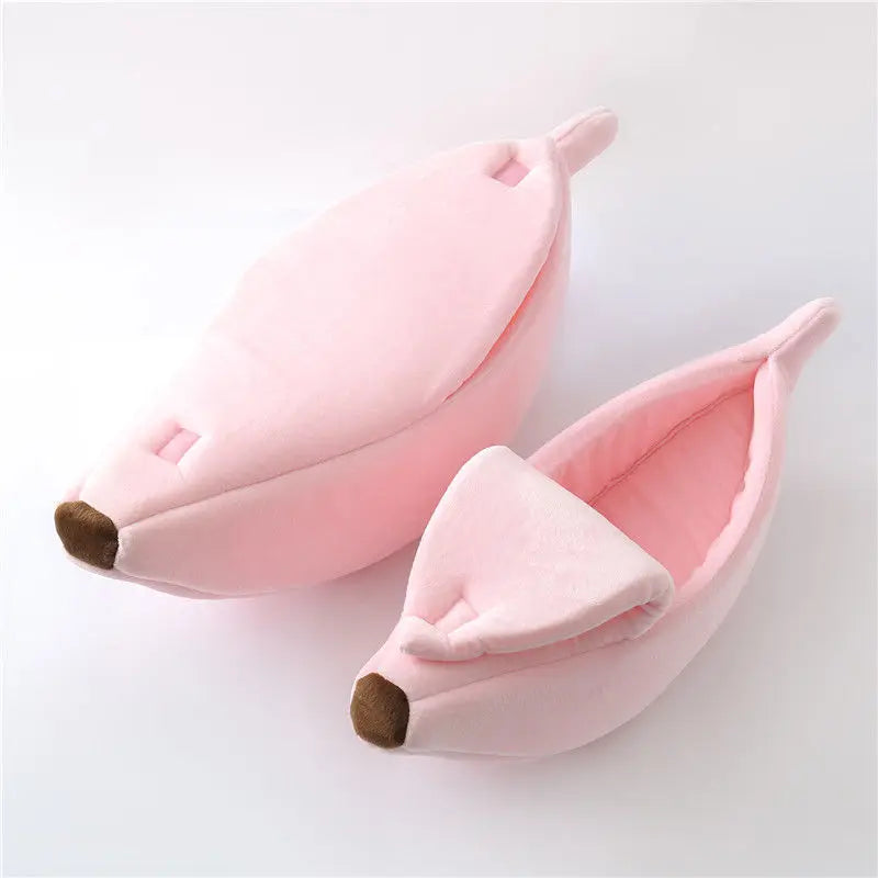 Cozy Banana-Shaped Cat Bed and Kennel - Pink / XL 82x30x20cm
