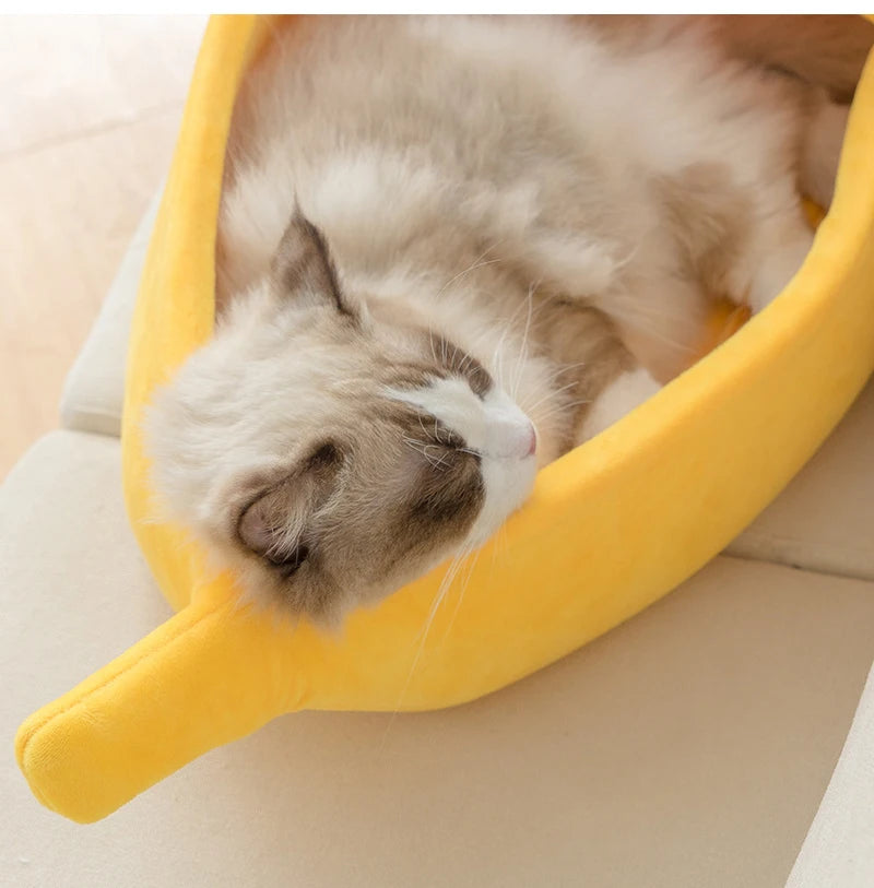Cozy Banana-Shaped Cat Bed and Kennel - alternate angle