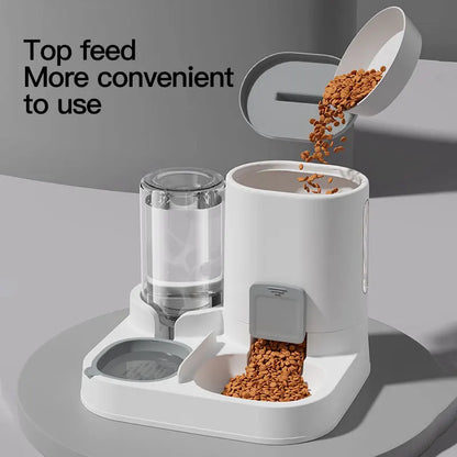 Spill-Proof Gravity Cat Water Dispenser and Feeder - detail