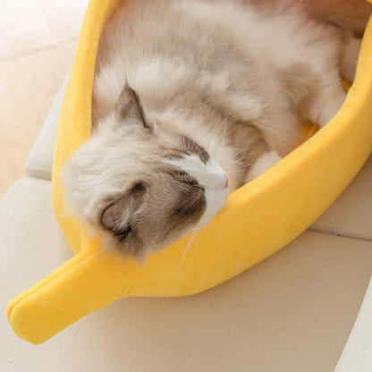 Cozy Banana-Shaped Cat Bed and Kennel - close-up