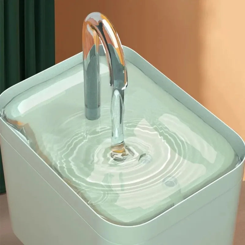 Auto Filter Pet Water Fountain (1.5L) - lifestyle